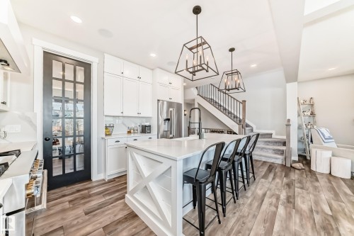 22380 93 Avenue Nw, Edmonton, AB 