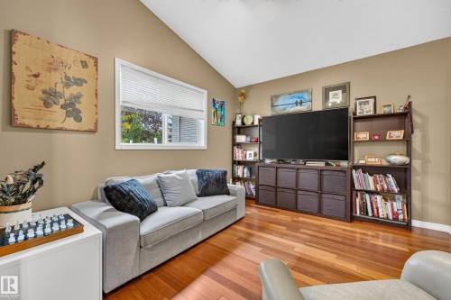 1005 Ormsby Crescent Nw, Edmonton, AB 