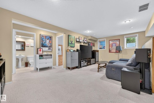 1005 Ormsby Crescent Nw, Edmonton, AB 
