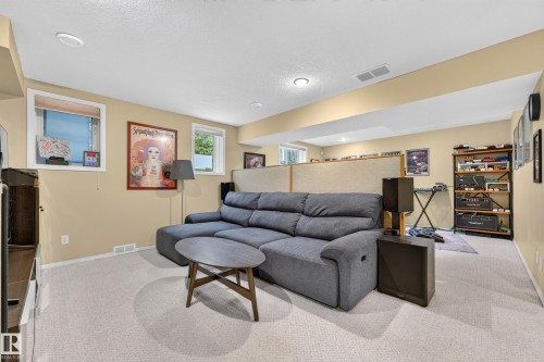 1005 Ormsby Crescent Nw, Edmonton, AB 