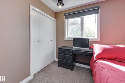 1 Anita Crescent, St. Albert, AB 