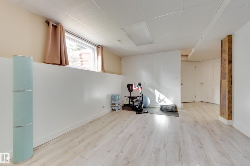 1 Anita Crescent, St. Albert, AB 