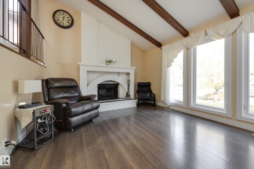 1 Anita Crescent, St. Albert, AB 