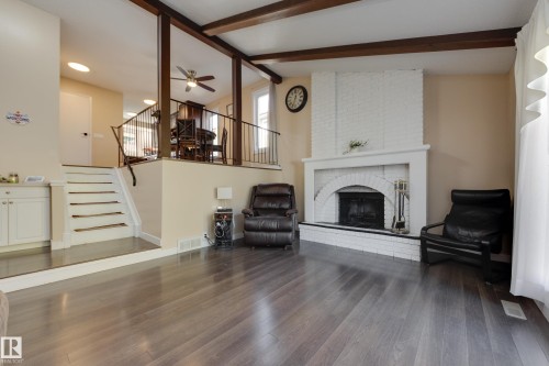 1 Anita Crescent, St. Albert, AB 