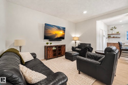 2497 Kelly Circle Circle Sw, Edmonton, AB 