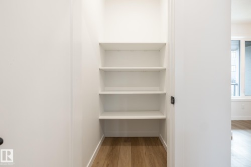 7439 May Common Nw, Edmonton, AB 
