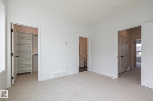 7439 May Common Nw, Edmonton, AB 