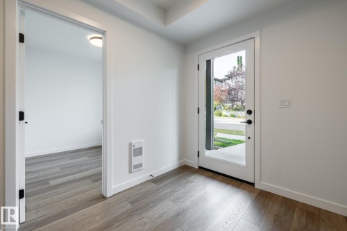 7439 May Common Nw, Edmonton, AB 
