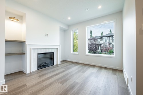 7439 May Common Nw, Edmonton, AB 