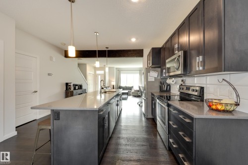 2461 Kelly Circle Circle Sw, Edmonton, AB 