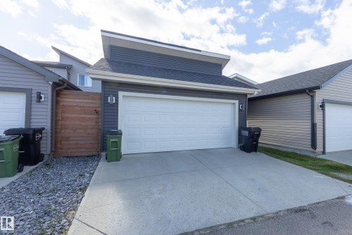 2461 Kelly Circle Circle Sw, Edmonton, AB 