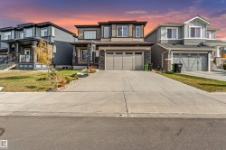 8607 MAYDAY Wynd SW  Edmonton, AB T6X 2L3