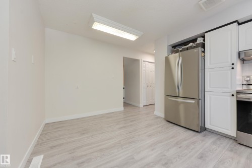 22 Falcon Crescent, St. Albert, AB 