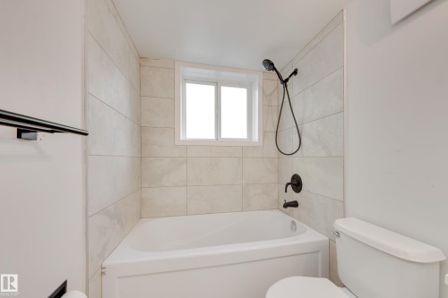 22 Falcon Crescent, St. Albert, AB 