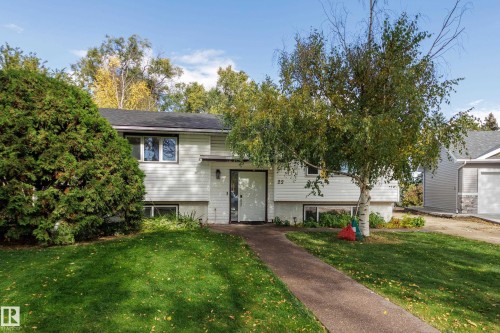 22 Falcon Crescent, St. Albert, AB 