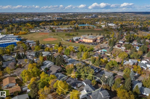 22 Falcon Crescent, St. Albert, AB 