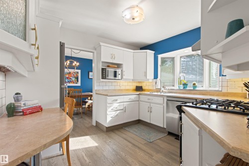 15405 75 Avenue Nw, Edmonton, AB 