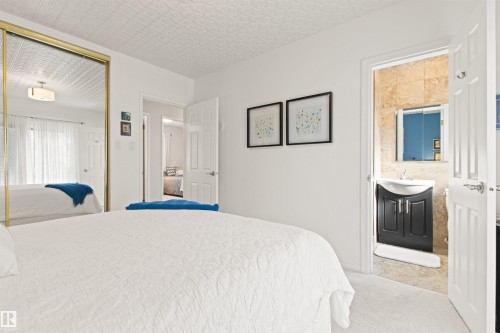 15405 75 Avenue Nw, Edmonton, AB 
