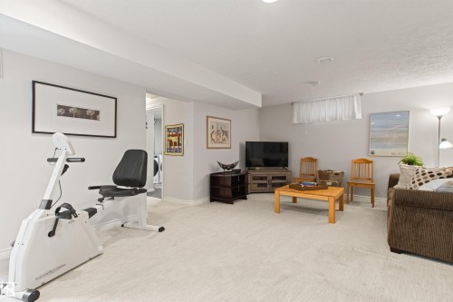 15405 75 Avenue Nw, Edmonton, AB 