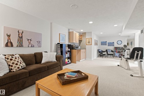 15405 75 Avenue Nw, Edmonton, AB 