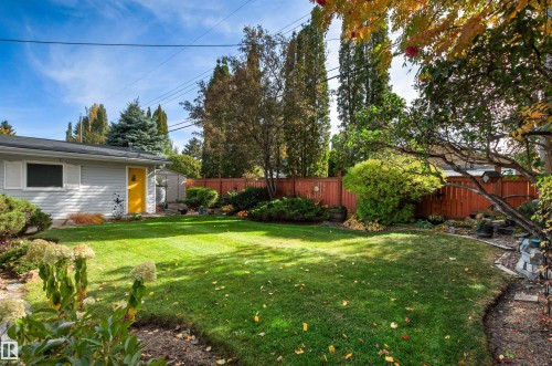 15405 75 Avenue Nw, Edmonton, AB 
