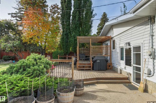 15405 75 Avenue Nw, Edmonton, AB 