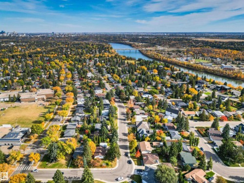 15405 75 Avenue Nw, Edmonton, AB 