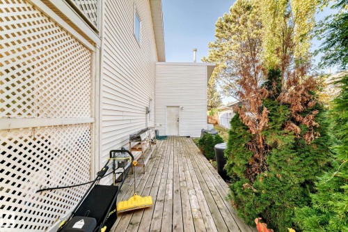 92 Howson Crescent Nw, Edmonton, AB 