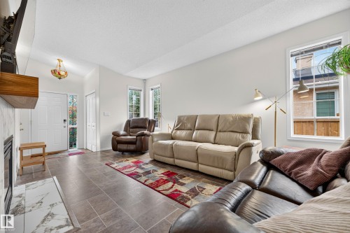 245 River Point(E) Nw, Edmonton, AB 
