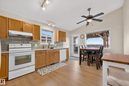 245 River Point(E) Nw, Edmonton, AB 