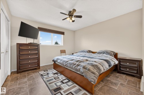 245 River Point(E) Nw, Edmonton, AB 