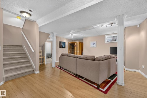 245 River Point(E) Nw, Edmonton, AB 