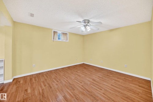 9828 164 Street Nw, Edmonton, AB 