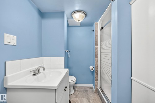 9828 164 Street Nw, Edmonton, AB 