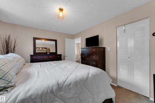 1920 145 Avenue Nw, Edmonton, AB 
