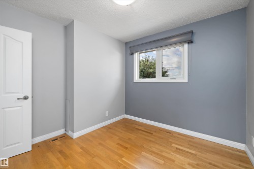 13304 73 Street Nw, Edmonton, AB 