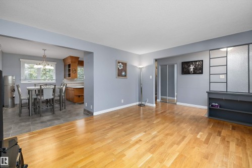 13304 73 Street Nw, Edmonton, AB 