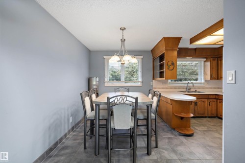 13304 73 Street Nw, Edmonton, AB 