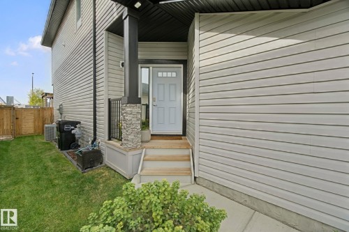 818 Cavanagh Heath Sw, Edmonton, AB 