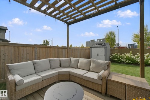 818 Cavanagh Heath Sw, Edmonton, AB 