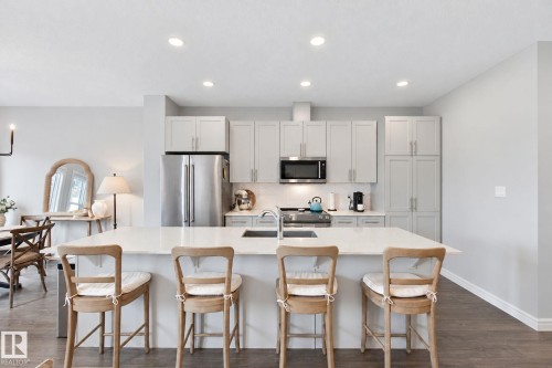 818 Cavanagh Heath Sw, Edmonton, AB 