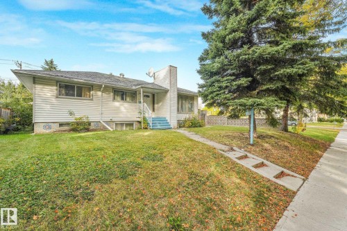 11716 130 Street NW  Edmonton, AB T5M 1A8