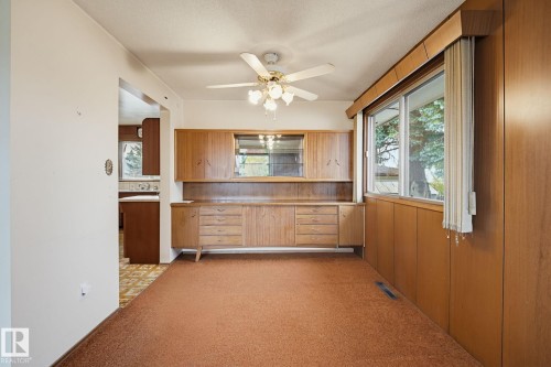 7319 150 Avenue Nw, Edmonton, AB 