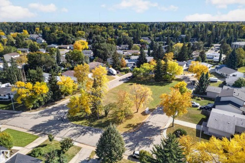 25 Milburn Crescent, Sherwood Park, AB 