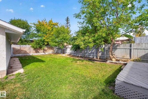 25 Milburn Crescent, Sherwood Park, AB 