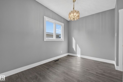 25 Milburn Crescent, Sherwood Park, AB 