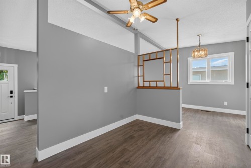 25 Milburn Crescent, Sherwood Park, AB 