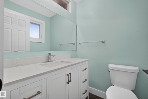 25 Milburn Crescent, Sherwood Park, AB 