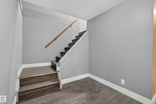 25 Milburn Crescent, Sherwood Park, AB 