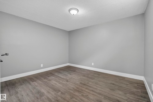 25 Milburn Crescent, Sherwood Park, AB 
